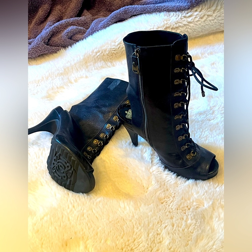 Juicy Couture,Couture!Madonna style rare!Black Lace-Up Heeled open toe Boots 10